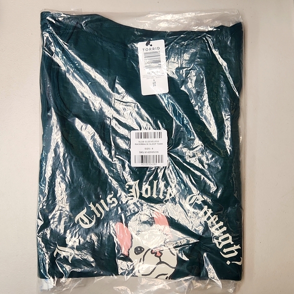❤️NWT VINTAGE TORRID TANK DOG CHRISTMAS SLEEVELESS GRAPHIC TEE PLUS SIZE - Picture 12 of 15